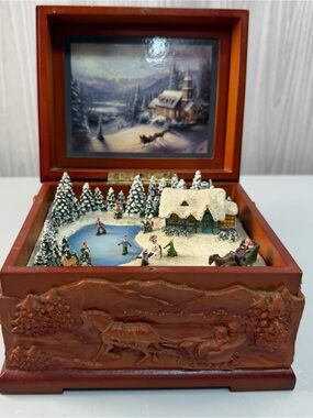 Thomas Kinkade Seasons Of Faith A Christmas Visit Music Box Plays Silent Night 2